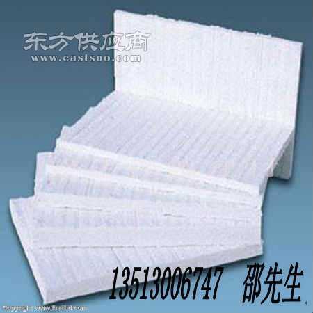 專業(yè)鑄就品質(zhì) 大城縣王屯華誠(chéng)保溫材料廠的高溫硅酸鈣板生產(chǎn)之路